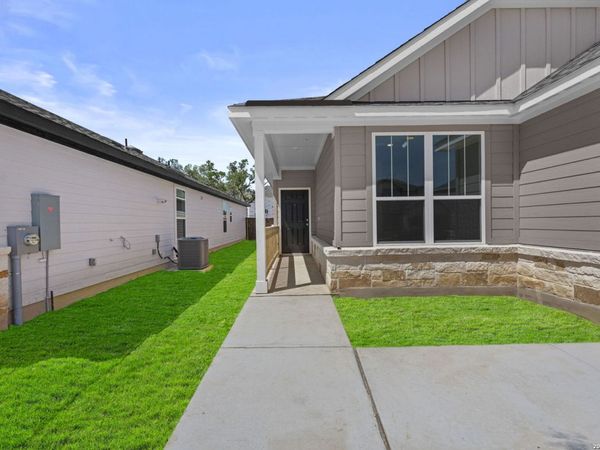 216 Wild Yonder Ln, Boerne, TX 78006