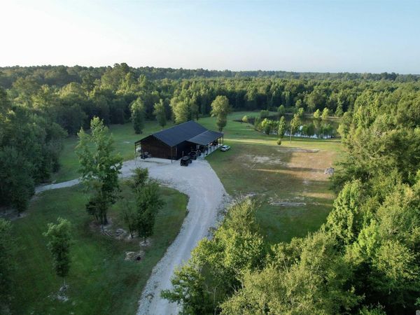 15320 Milldale Rd, Zachary, LA 70791