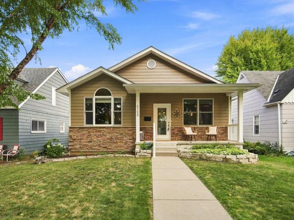 4725 36th Avenue S, Minneapolis, MN 55406