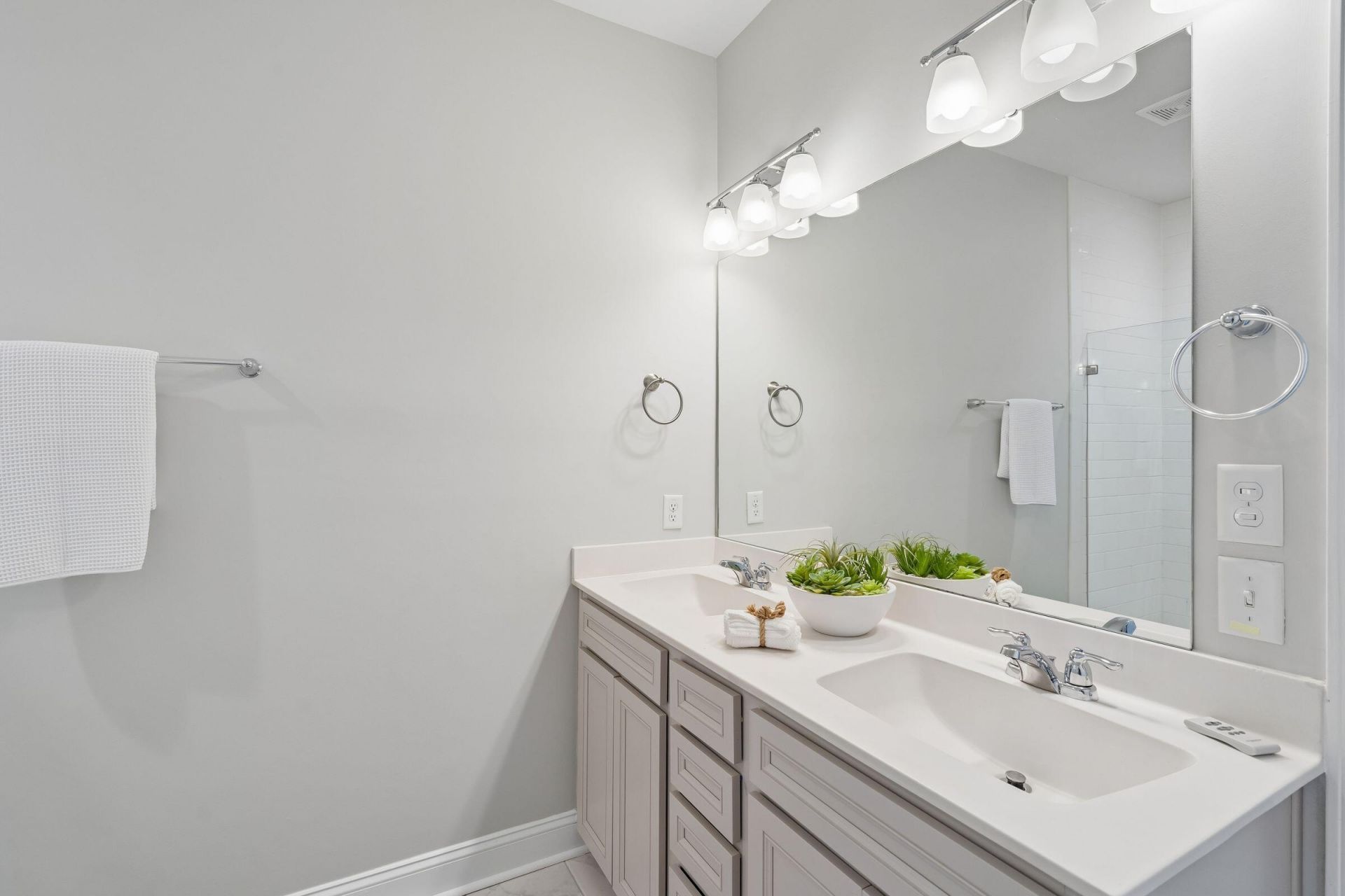 815 Porcari Street Photo 27
