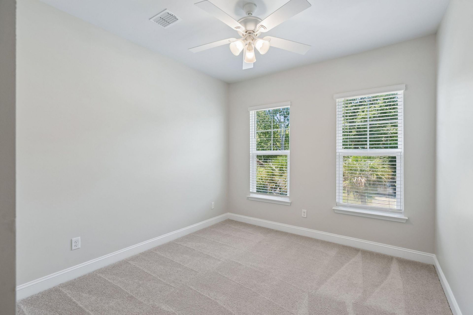 815 Porcari Street Photo 30
