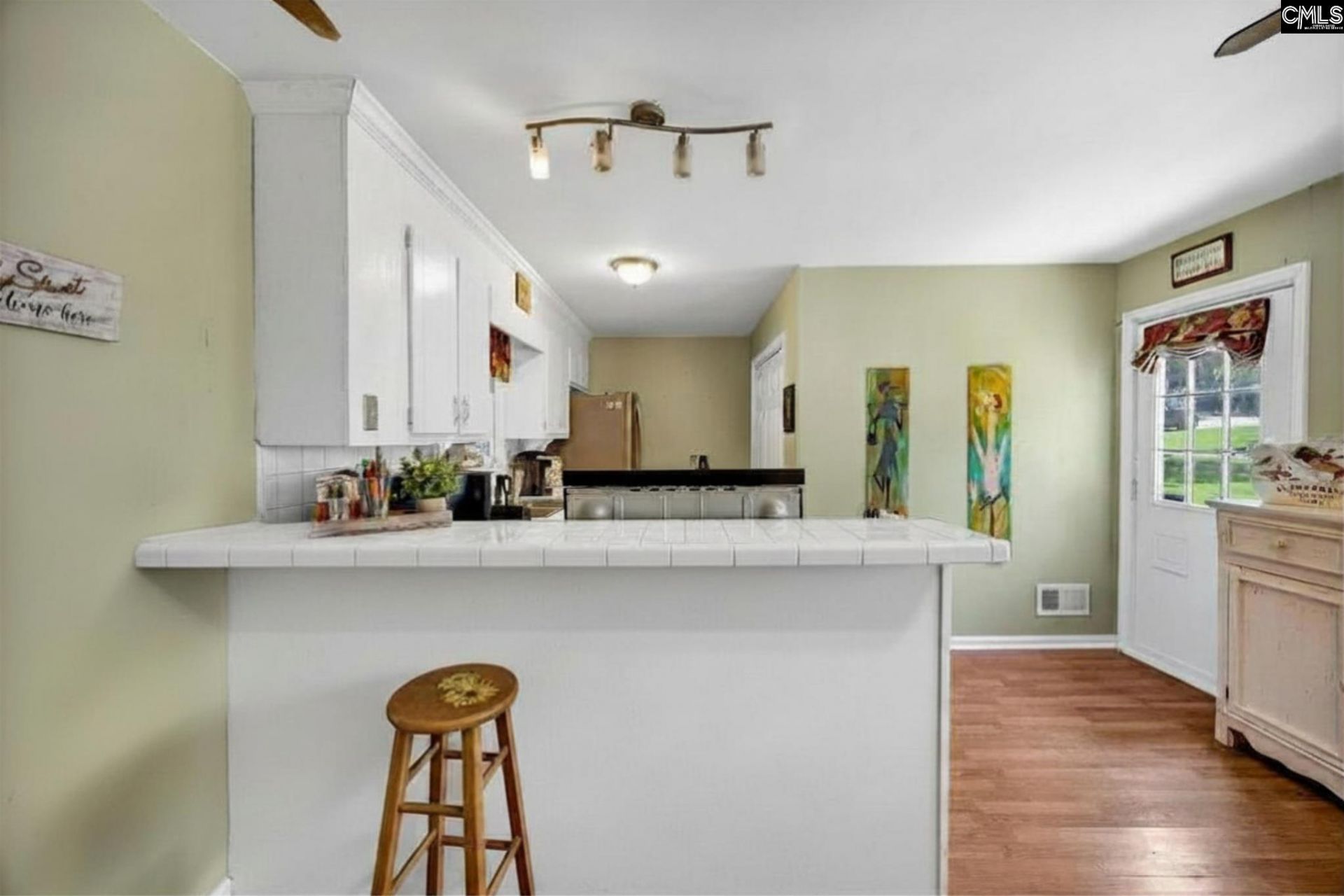 1219 Chadford Road  Photo 12