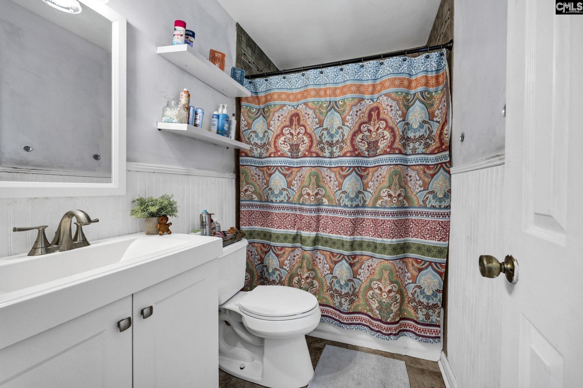 1219 Chadford Road  Photo 21