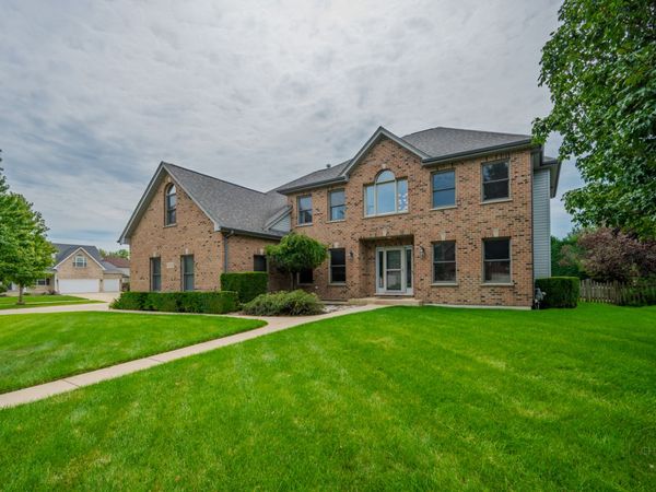 24701 Hanover Court , Plainfield, IL 60585