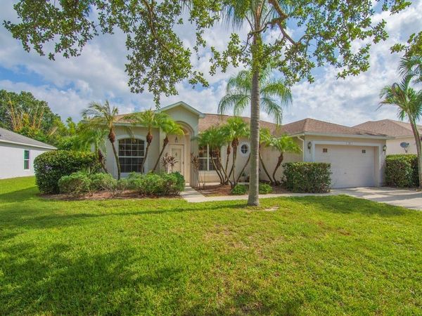 3628 2nd Street SW, Vero Beach, FL 32968