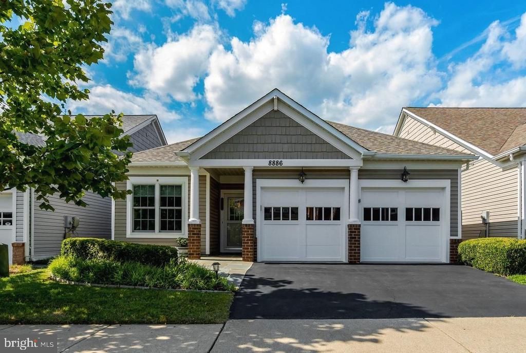 8886 Calla Lily Court, Lorton, VA 22079 Main Photo