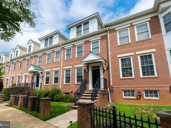124 BURNET CRES, ROBBINSVILLE, NJ 08691