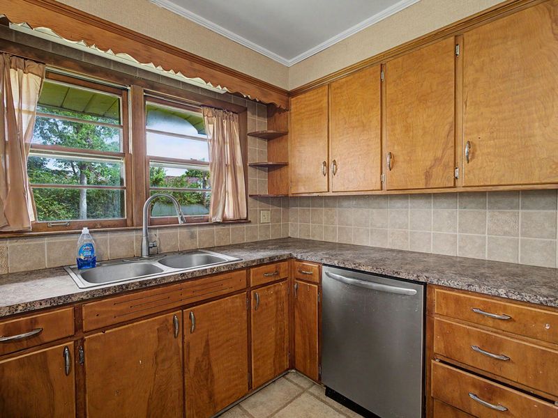 306 E Meeker Avenue, Greenville, OH 45331 Photo 16