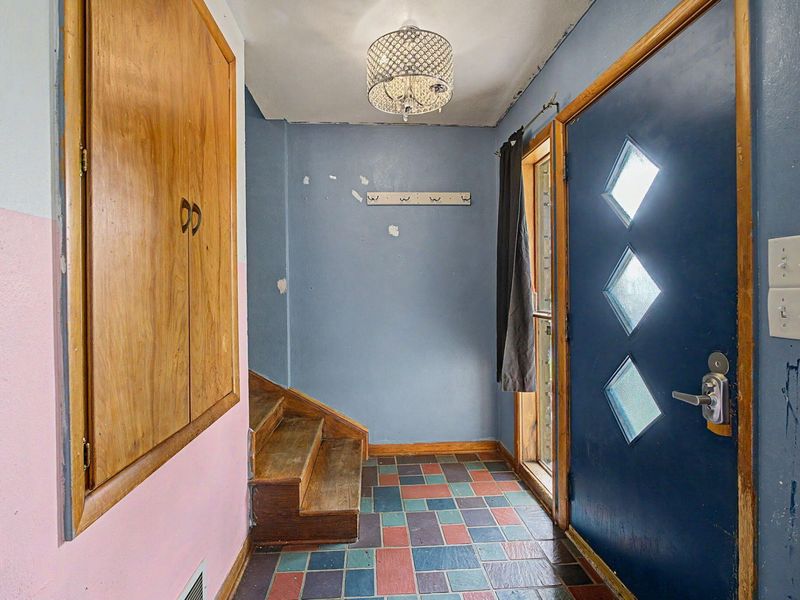 306 E Meeker Avenue, Greenville, OH 45331 Photo 6