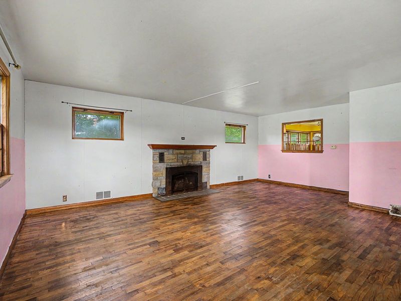 306 E Meeker Avenue, Greenville, OH 45331 Photo 8