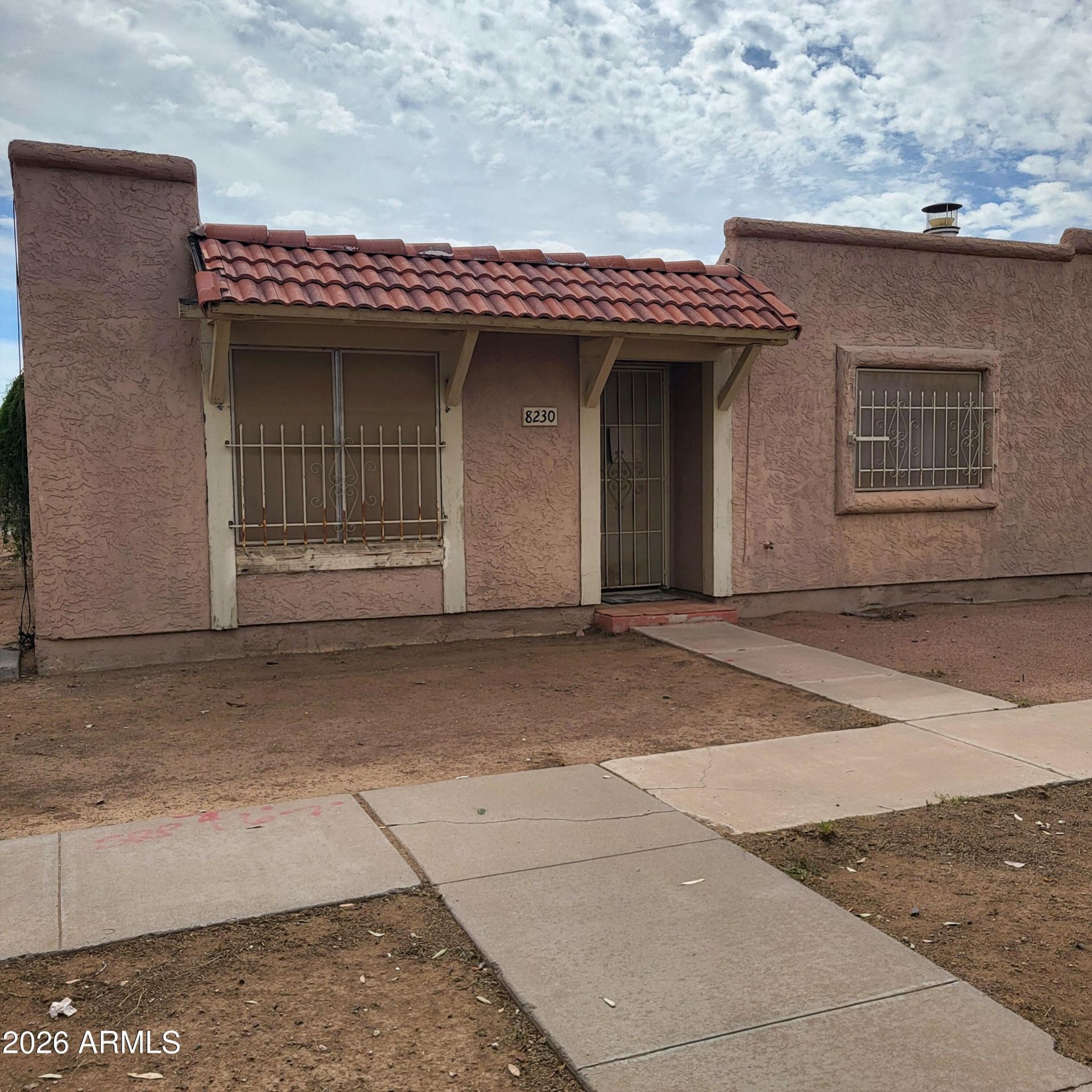 8230 N 33rd Avenue, Phoenix, AZ 85051 Main Photo