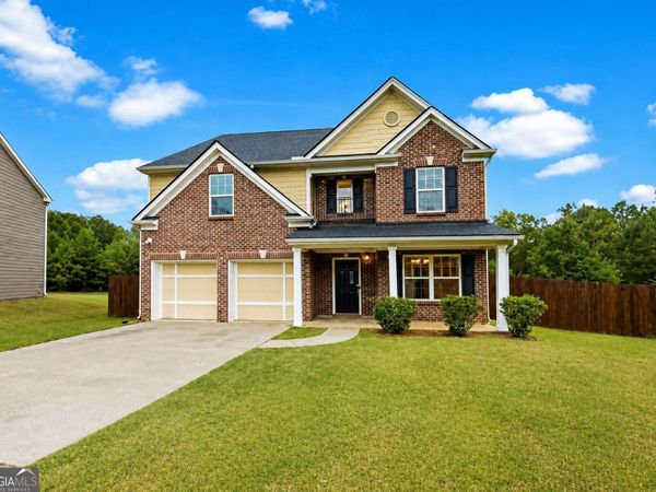 201 Happy Trail, Locust Grove, GA 30248