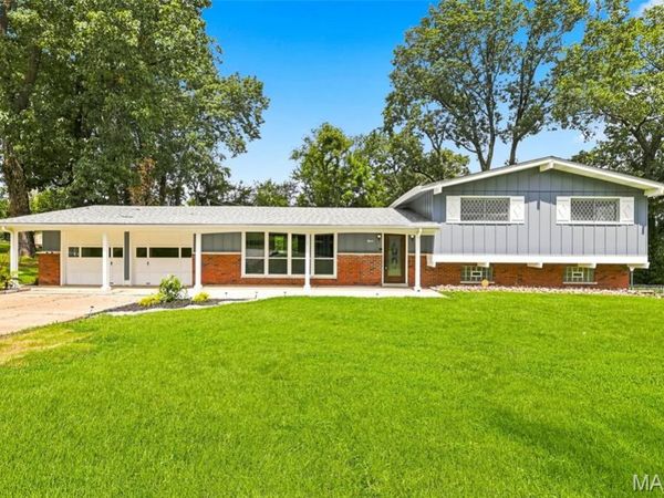15 Harneywold Drive , St Louis, MO 63136