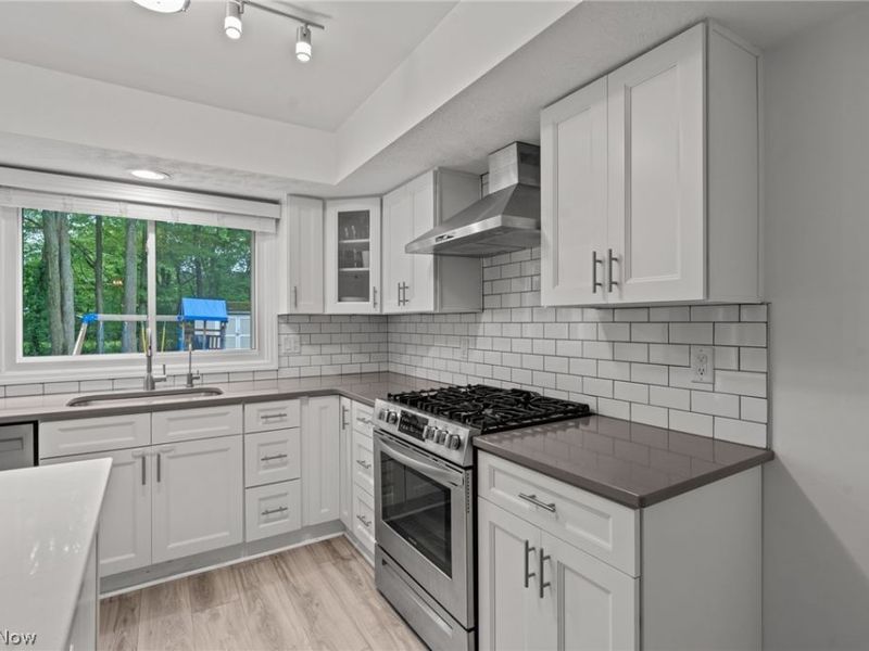 5048 Stansbury Drive, Solon, OH 44139 Photo 7