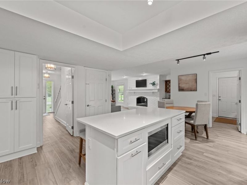 5048 Stansbury Drive, Solon, OH 44139 Photo 8