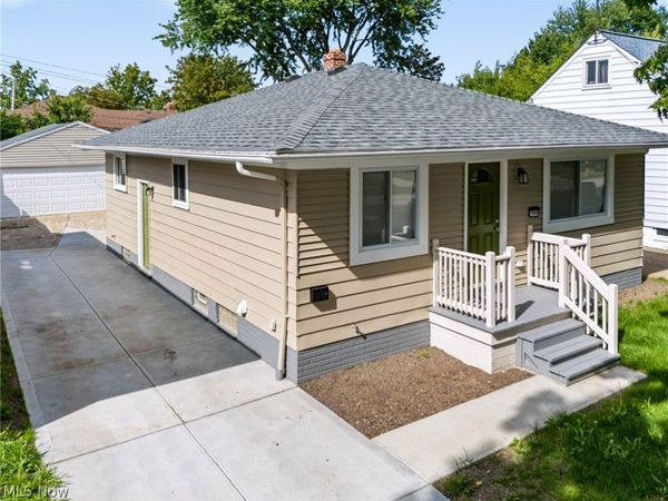 15909 Bryce Avenue, Cleveland, OH 44128