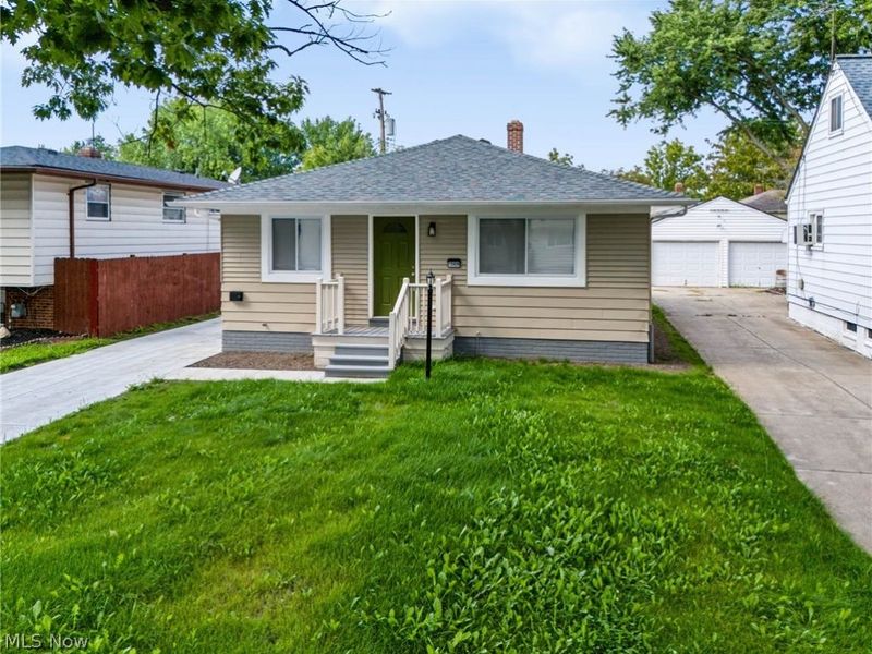 15909 Bryce Avenue, Cleveland, OH 44128 Photo 2