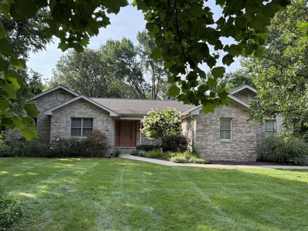 3940 Gloucester Drive , Crete, IL 60417