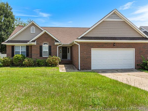 621 Connaly Drive, Hope Mills, NC 28348