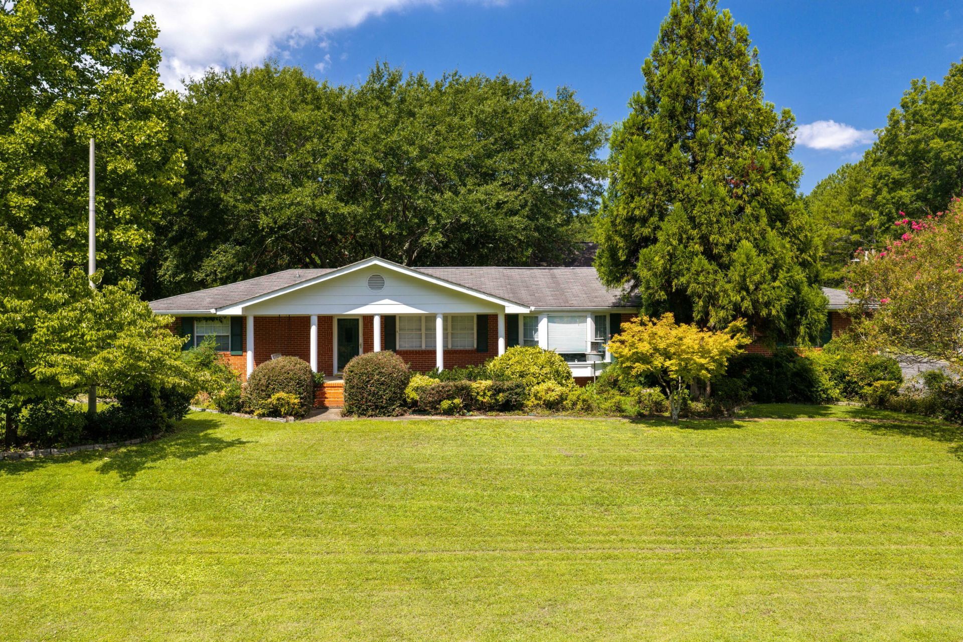 409 White Road, Chattanooga, TN 37421 Main Photo