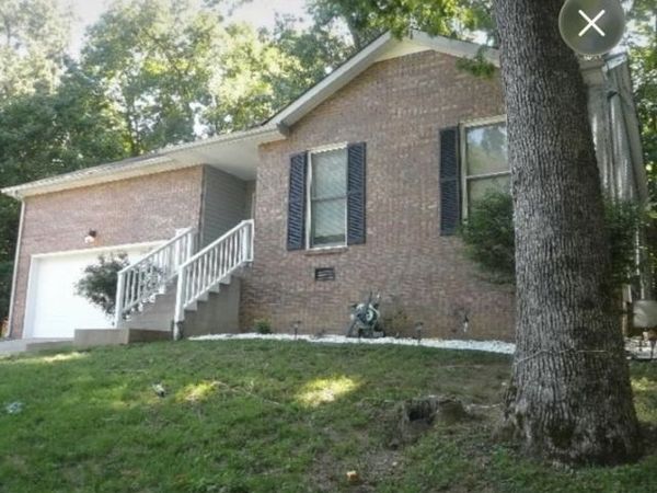 1209 Verkler Dr , Clarksville, TN 37042