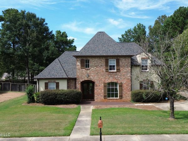 809 Beaumont Drive, Madison, MS 39110