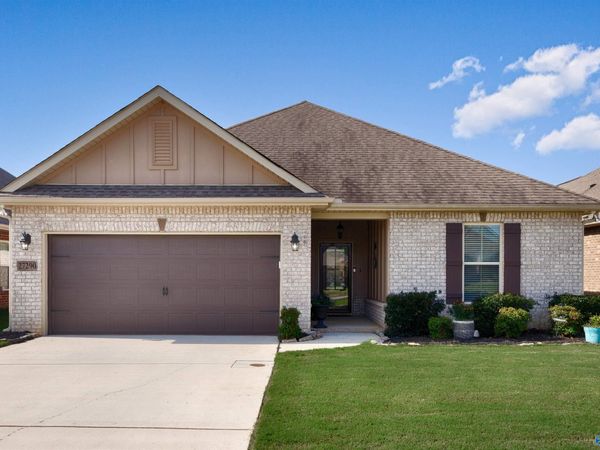 27290 Dieken Drive, Athens, AL 35613