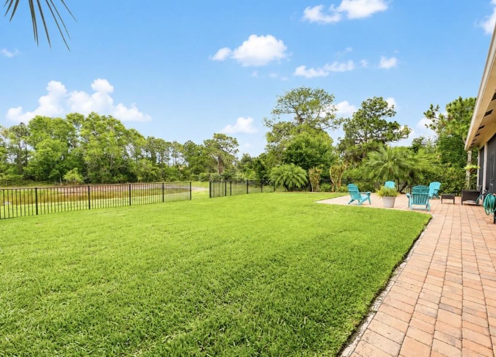 367 SW Vista Lake Drive, Port Saint Lucie, FL 34953 Photo