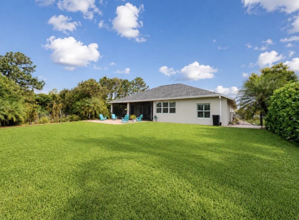 367 SW Vista Lake Drive, Port Saint Lucie, FL 34953 Photo