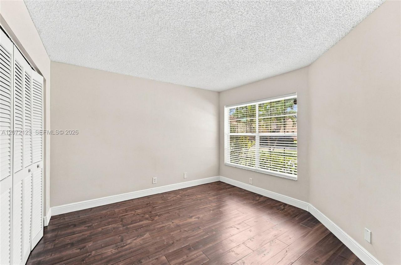 10425 NW 9th Mnr , Coral Springs, FL 33071 Photo