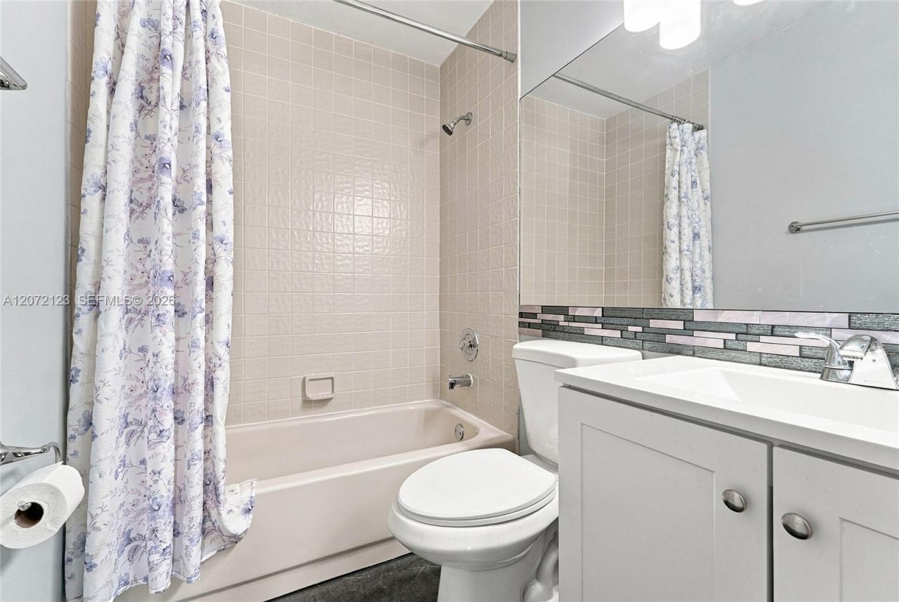 10425 NW 9th Mnr , Coral Springs, FL 33071 Photo