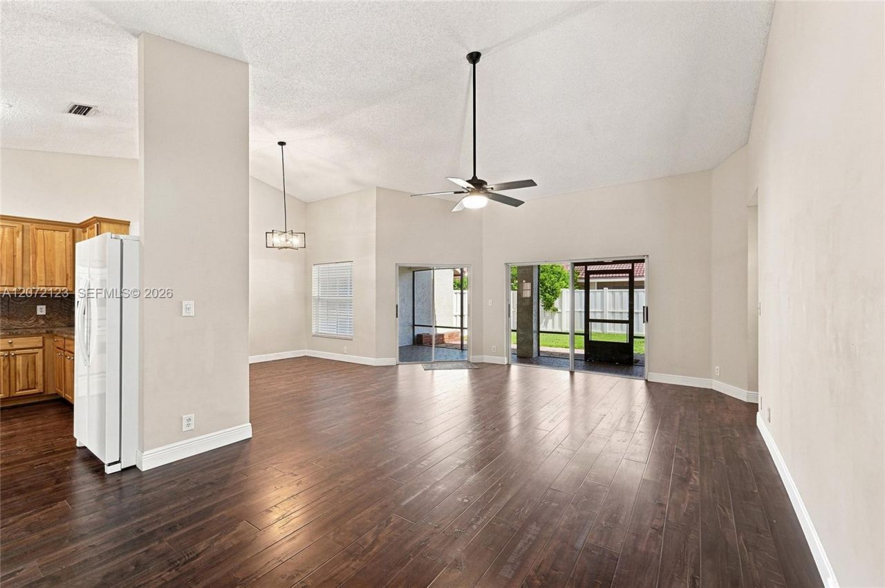10425 NW 9th Mnr , Coral Springs, FL 33071 Photo