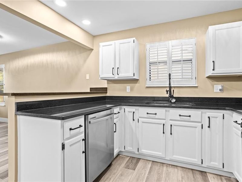 8349 Chinaberry Place, Huber Heights, OH 45424 Photo 5