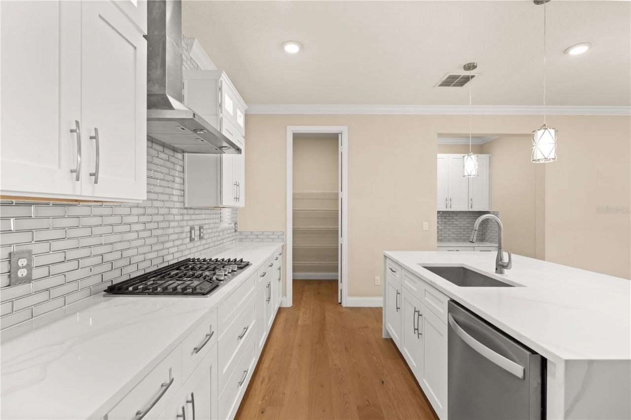 8278 Procida Isle Lane, Windermere, FL 34786 Photo
