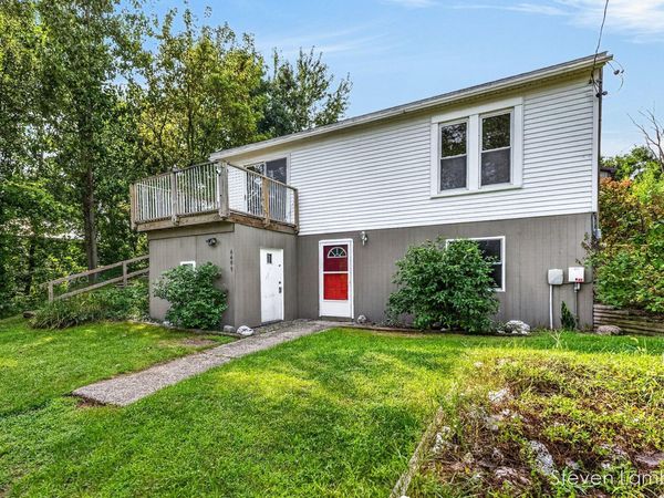6499 Oakwood Drive, Delton, MI 49046