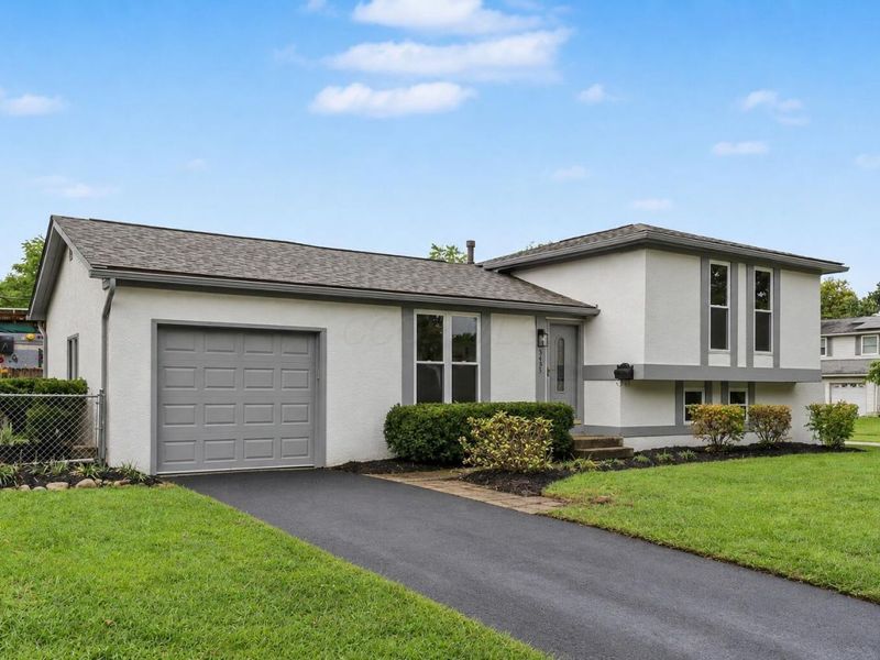 3435 Fox Run Road, Westerville, OH 43081 Photo 2