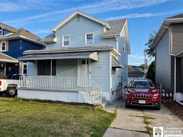 39 Jackson Avenue , Lackawanna, NY 14218