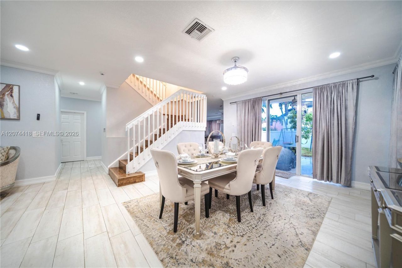 15792 SW 24th St , Miramar, FL 33027 Photo