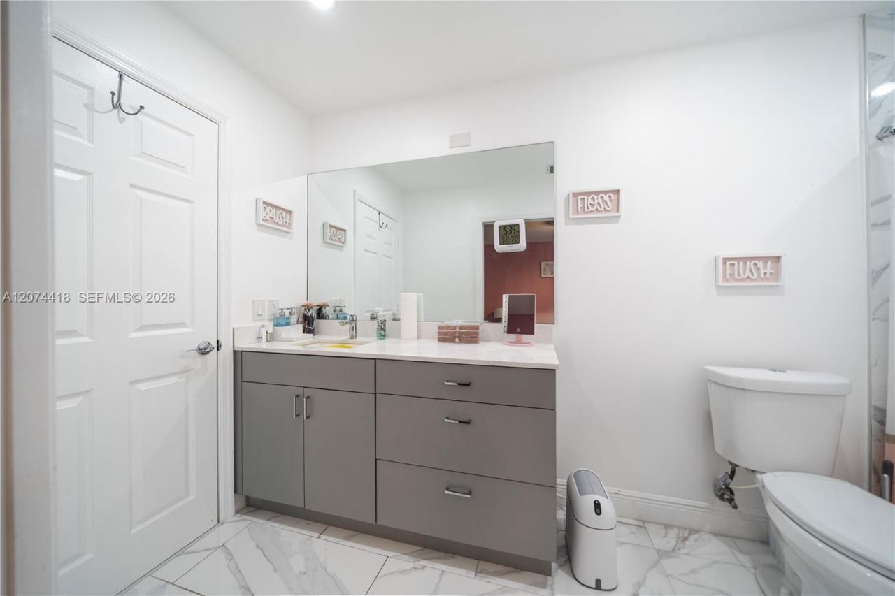 15792 SW 24th St , Miramar, FL 33027 Photo