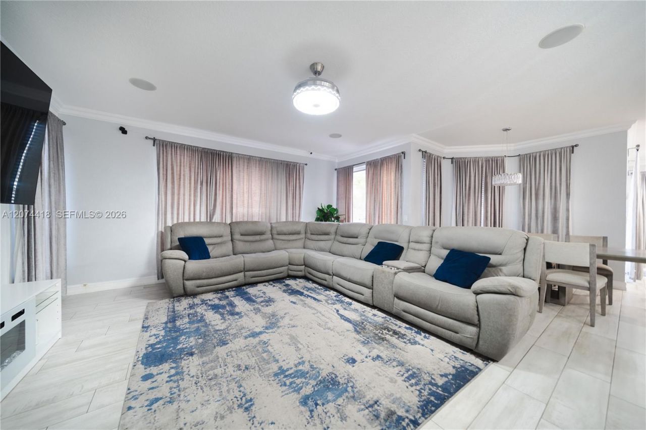 15792 SW 24th St , Miramar, FL 33027 Photo