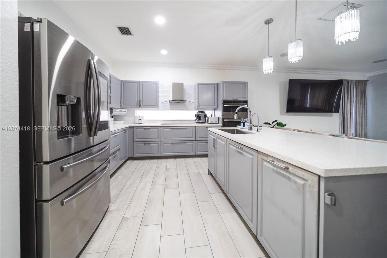 15792 SW 24th St , Miramar, FL 33027 Photo