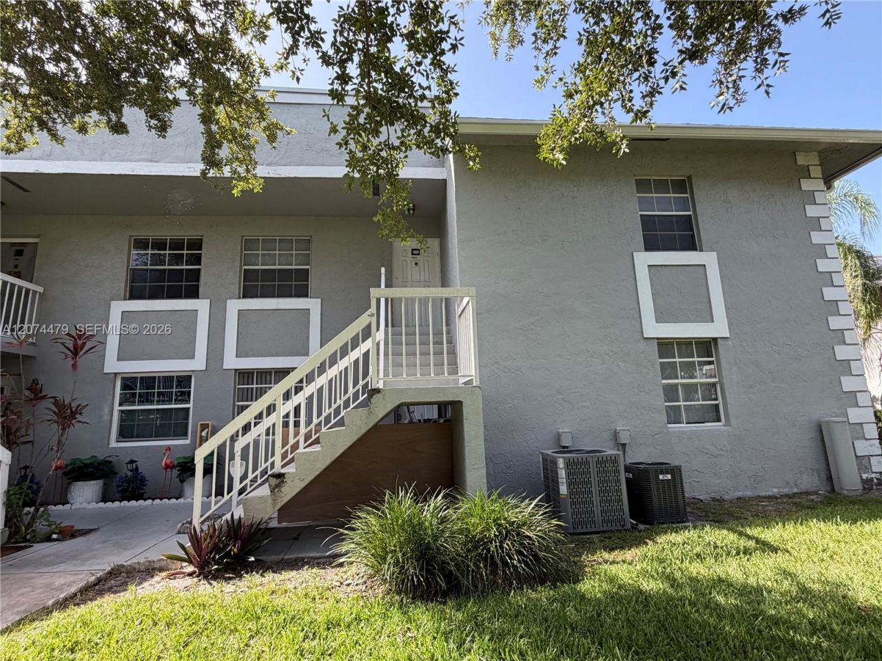 423 NE 210th Cir Ter , Unit 104-25, Miami, FL 33179 Photo