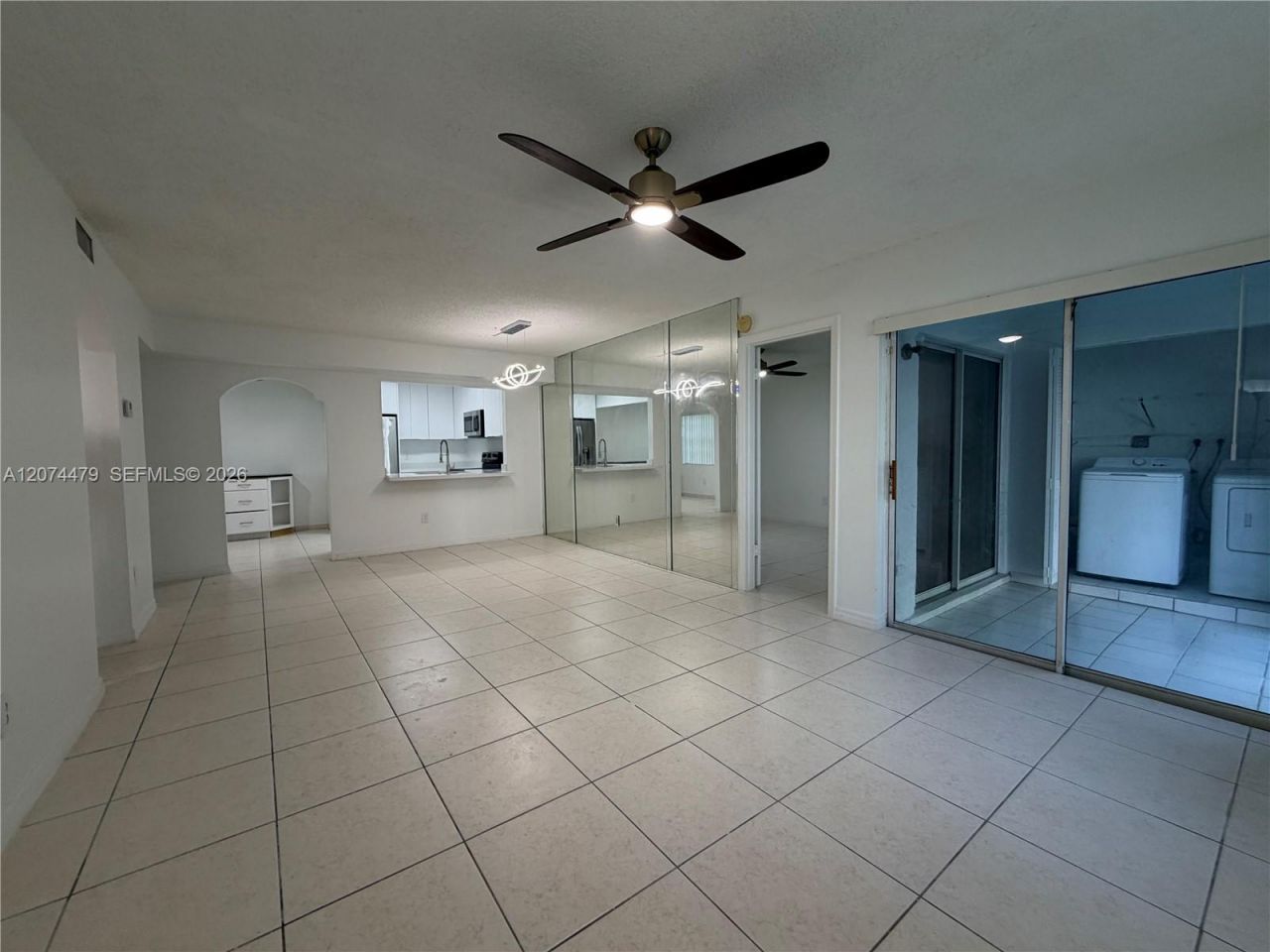 423 NE 210th Cir Ter , Unit 104-25, Miami, FL 33179 Photo