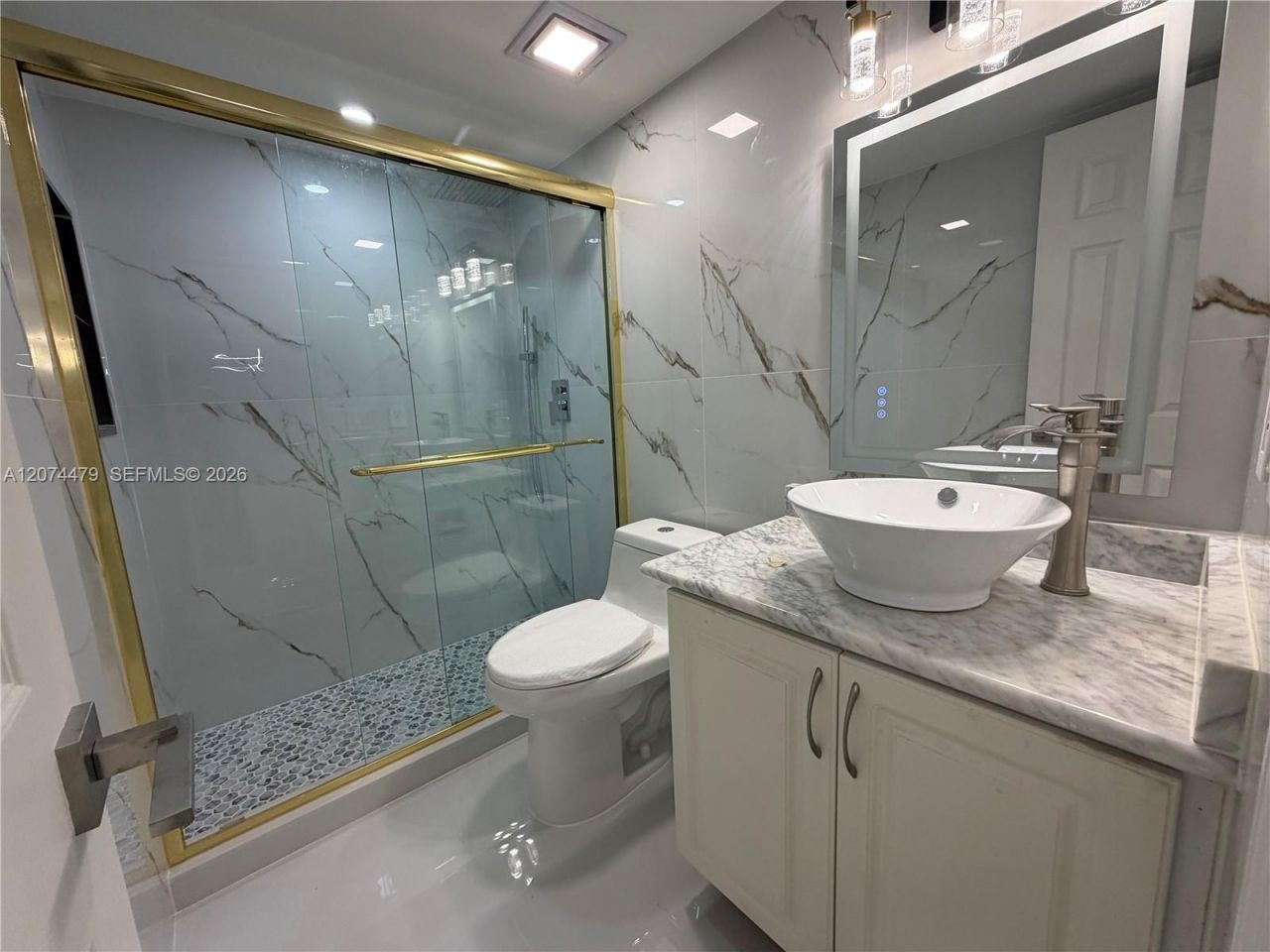 423 NE 210th Cir Ter , Unit 104-25, Miami, FL 33179 Photo