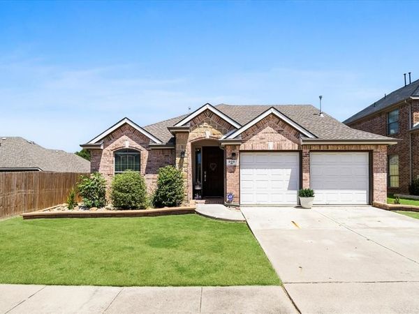 809 Cauble Drive, Fate, TX 75087