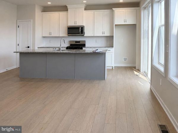 375 ASPEN WAY, KING OF PRUSSIA, PA 19406