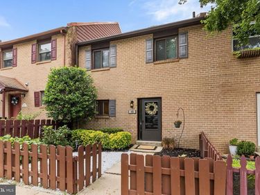 112 EATON DR, WAYNE, PA 19087