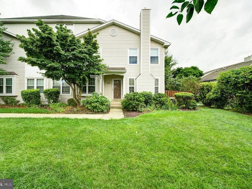 8006 Spruce Mill Dr, Yardley, PA 19067 Main Photo