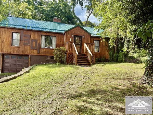 1301 Whitethorn Street, Bluefield, WV 24701