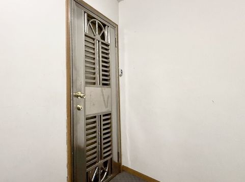 Main Photo